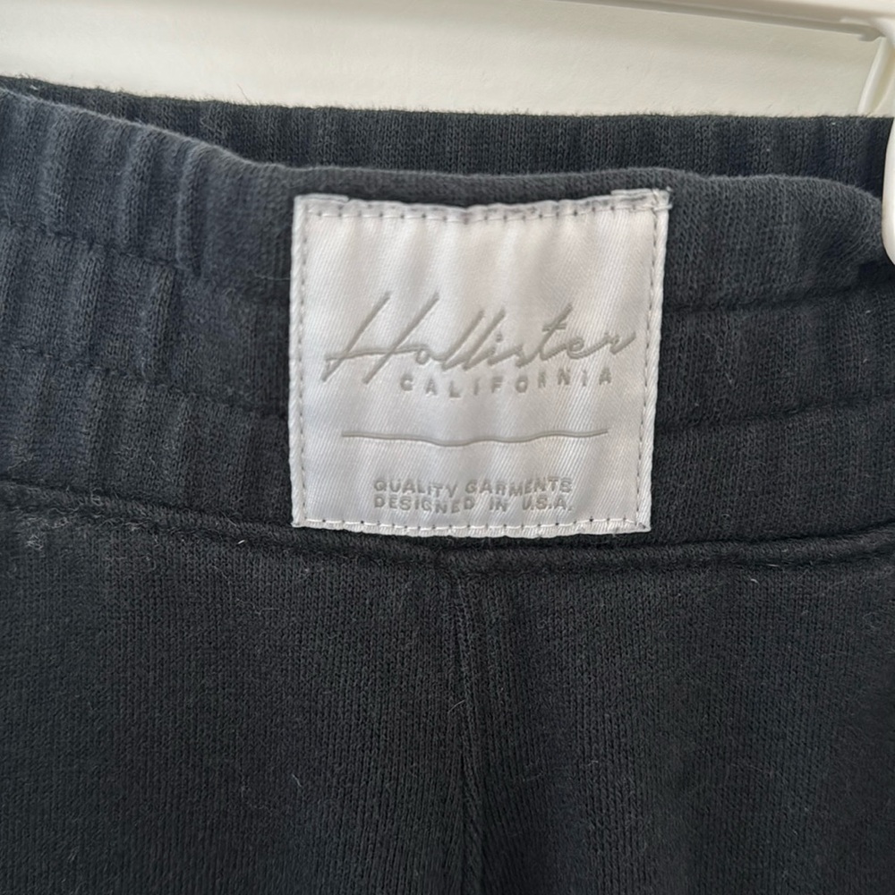 Hollister size s black sweatpants